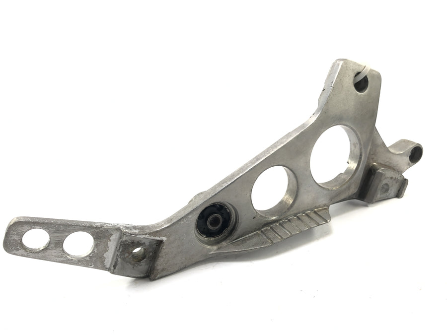 Yamaha RD 350 YPVS 31K [1984] - Footrest holder right