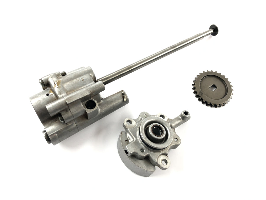 Honda Goldwing GL 1200 SC14 [1988] - Oil pump drive unit with gear