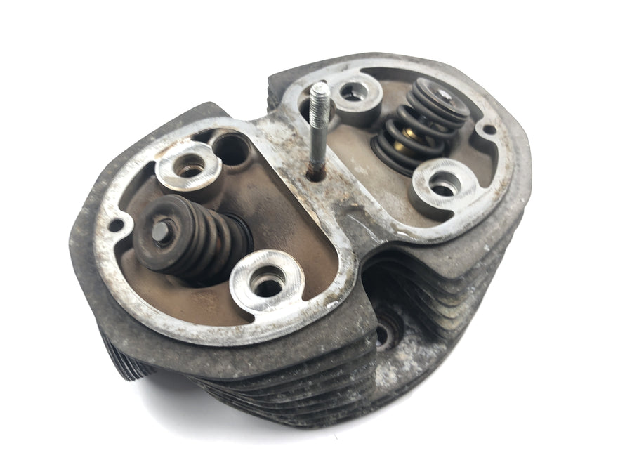 BMW R 100 GS 247E [1991] - cylinder head valve head right