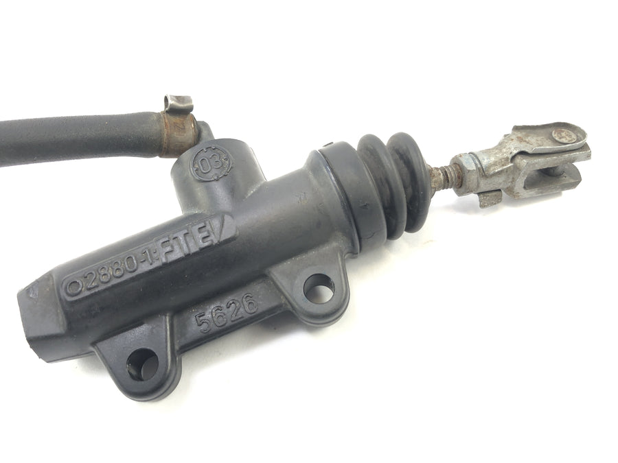 BMW R 1100 S R11S [2005] - brake pump behind