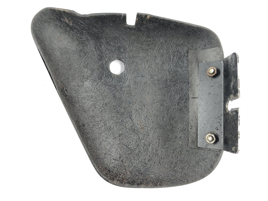 Triumph Bonneville T140V [1976] - side cover left cladding