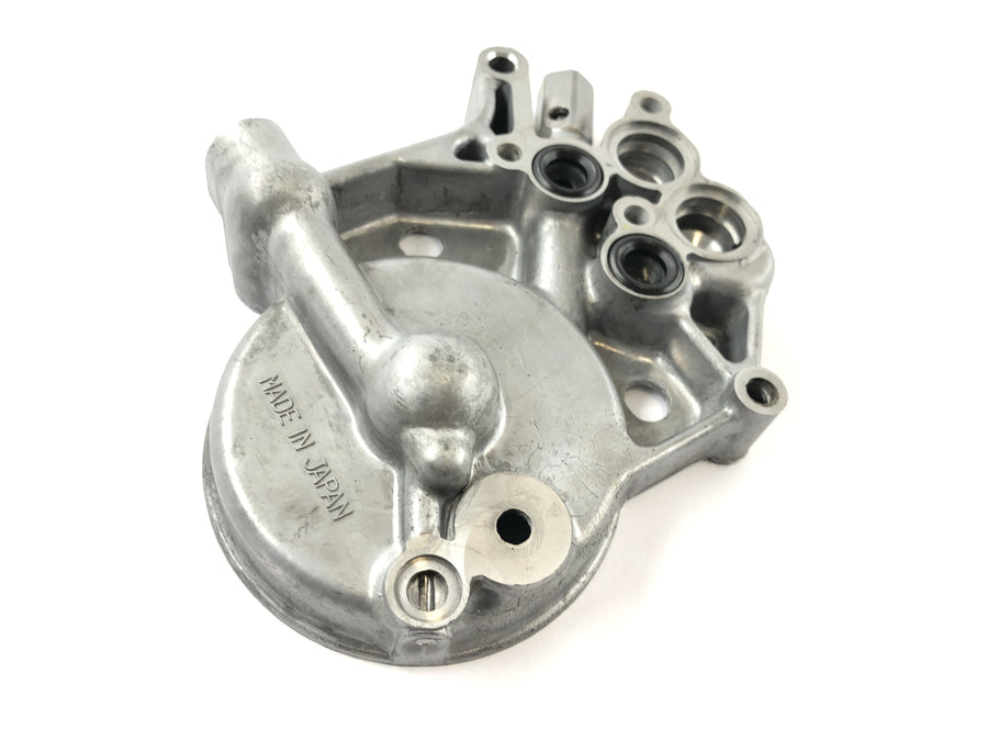 Kawasaki GPZ 1000 RX [1987] - Oil pump cover oil filter housing engine cover