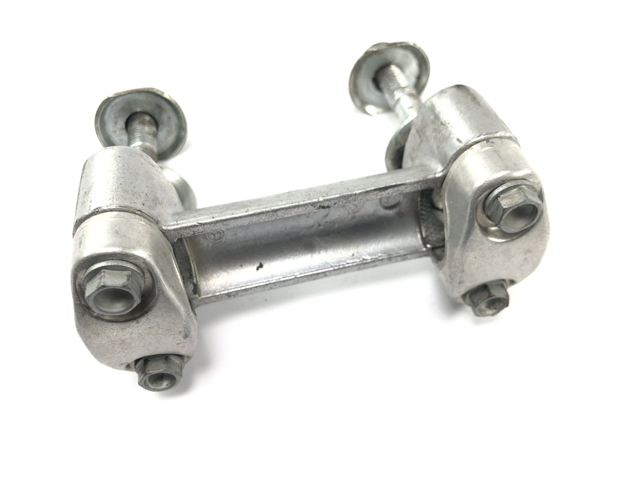 KTM 640 LC4 EGS [1999] - Handlebar mount riser
