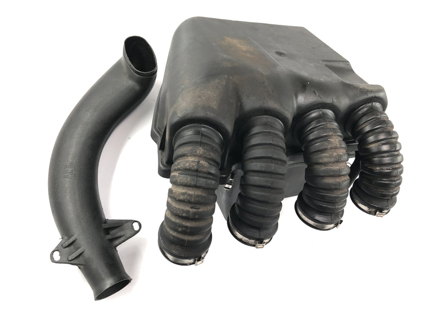 BMW K 1100 LT [1993] - Air filter box, intake box, airbox intake funnel