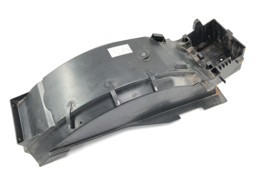 Kawasaki ZX -10 ZXT00B [1990] - fender behind splash protection rear base