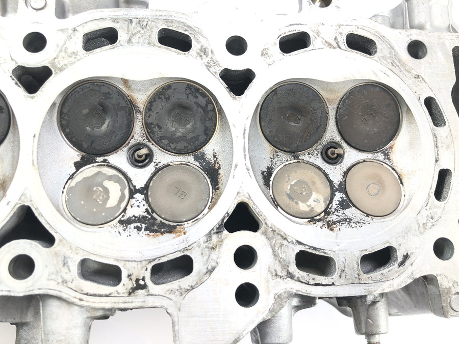 Honda CBR 1000 RR SC57 [2006] - cylinder head valve train valve seat valve channels