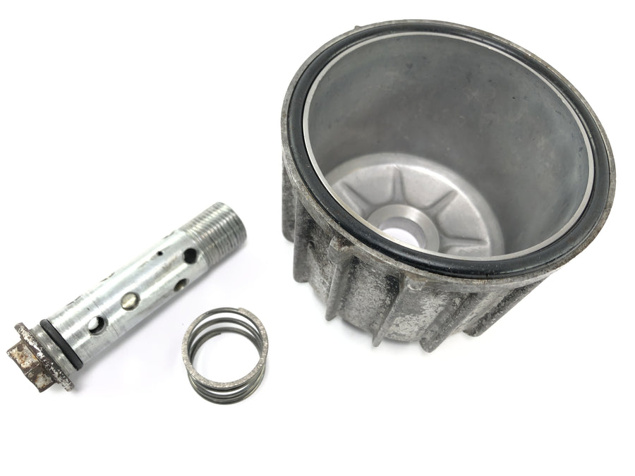 Honda GL 1000 Goldwing GL1 [1978] - Oil filter lid housing cap filter holder