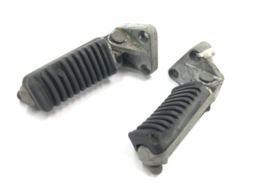 Kawasaki GPZ 1000 RX [1987] - Footrests Driver footrests pair