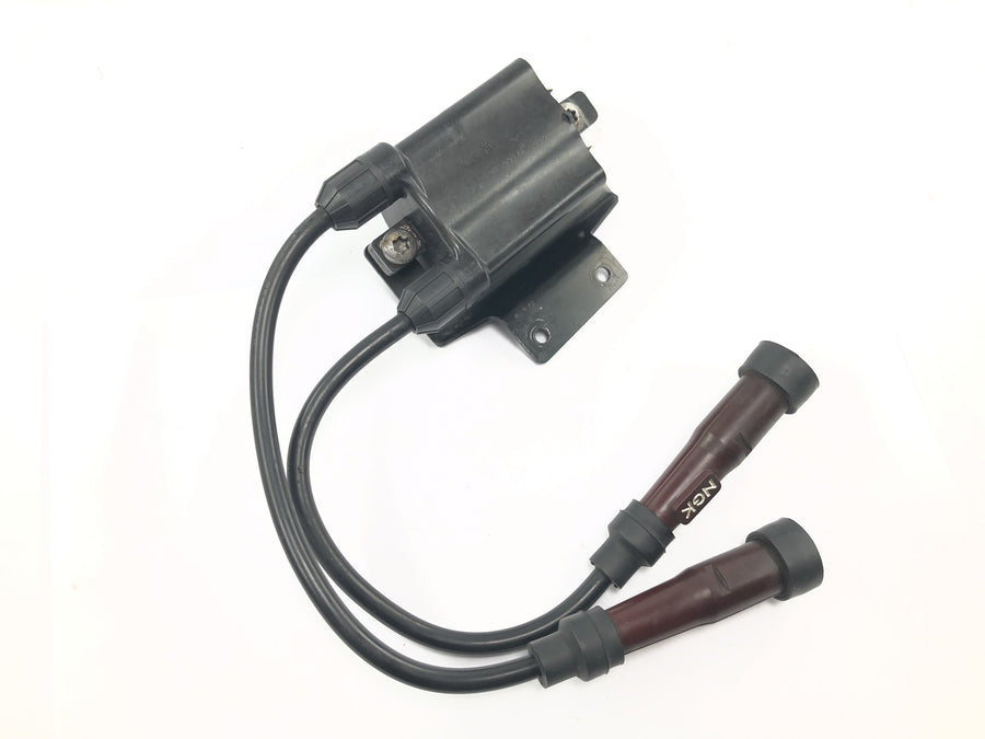Triumph Bonneville T100 986MF [2012] - Ignition coil ignition module ignition unit with cable and spark plug connector