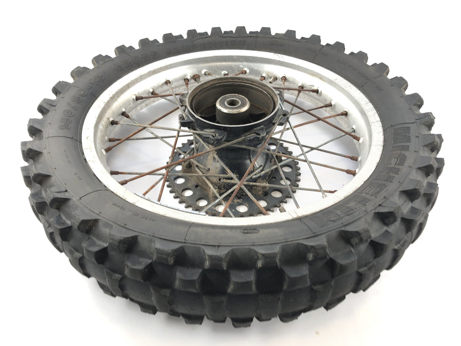 Yamaha TT 600 59X [1986] - Hinters rim Rad 2.50 x 18 "tires porous
