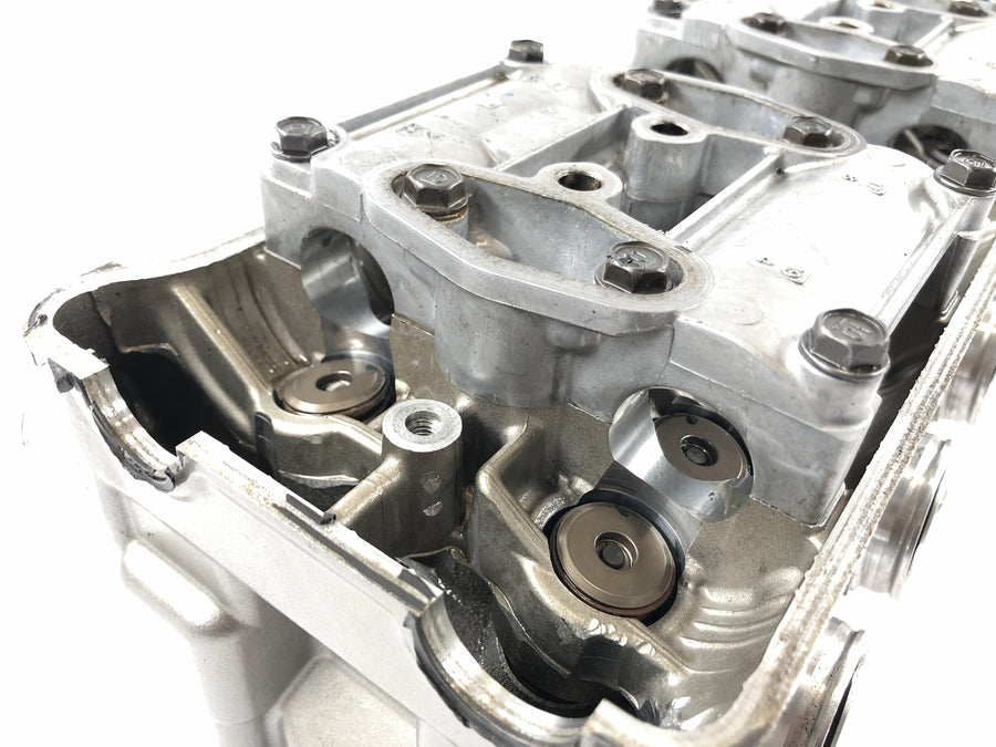 Honda CBF 1000 A SC58 [2006] - cylinder head