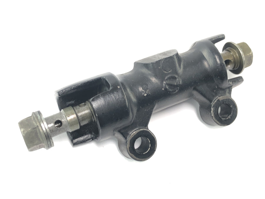 Triumph Daytona 900 T300 [1996] - Front brake line distributor