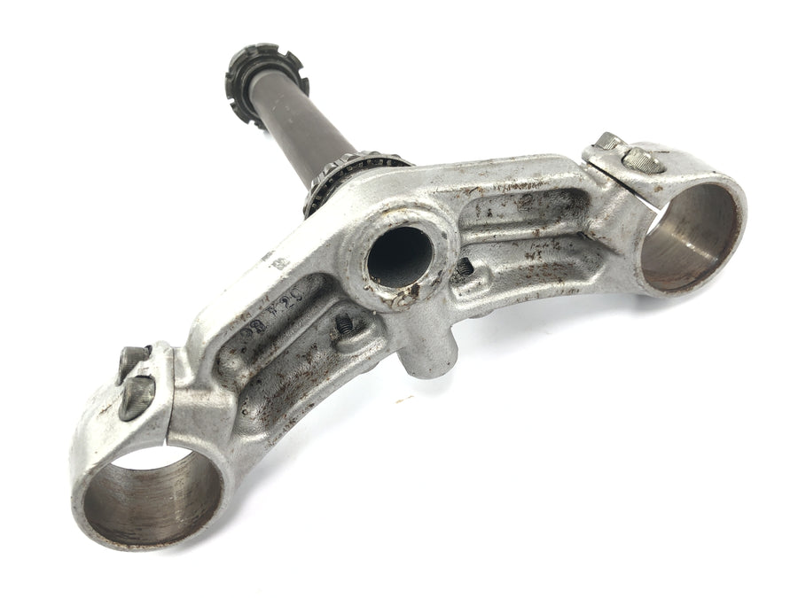 Kawasaki Zephyr 750 ZR750C [1994] - Lower fork bridge steering head bridge