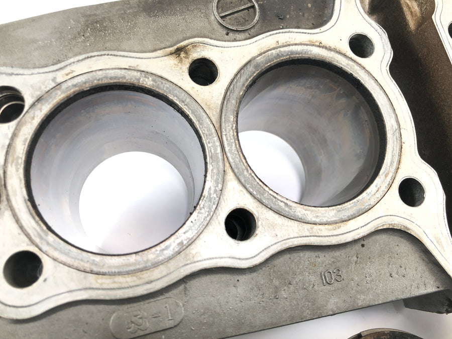 Kawasaki Zephyr 750 ZR750C [1994] - Cylinder with piston
