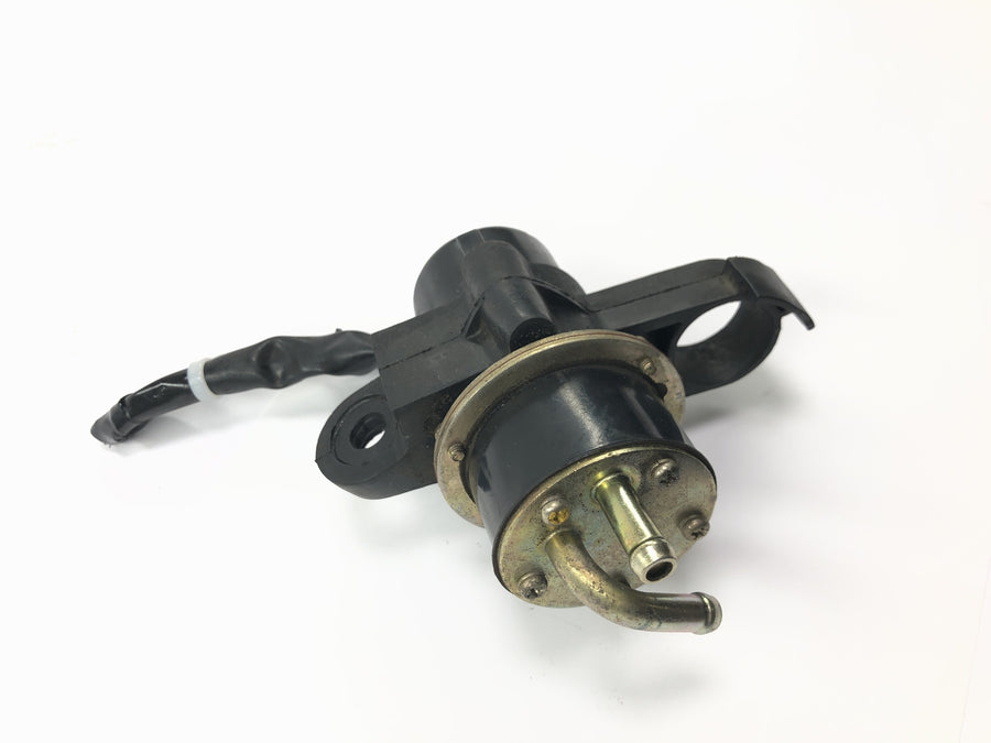 Yamaha YZF R1 RN04 [2001] - Fuel pump