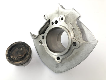 Ducati Monster M600 [1995] - cylinder kit cylinder with pistons at the rear cylinder - 0