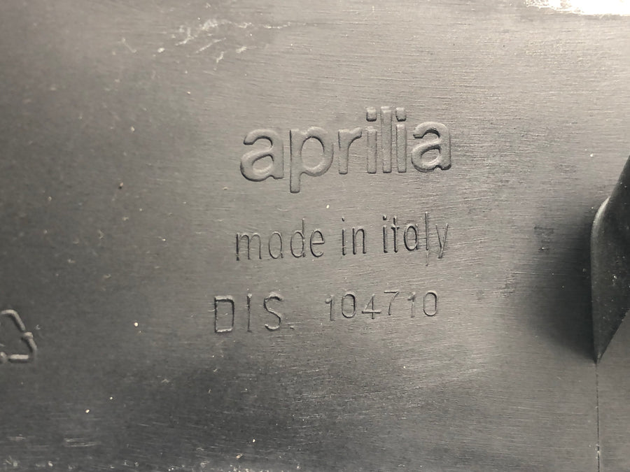 Aprilia RSV 1000 RP Mille [2001] - lamp mask fairing upper part pulpit front fairing