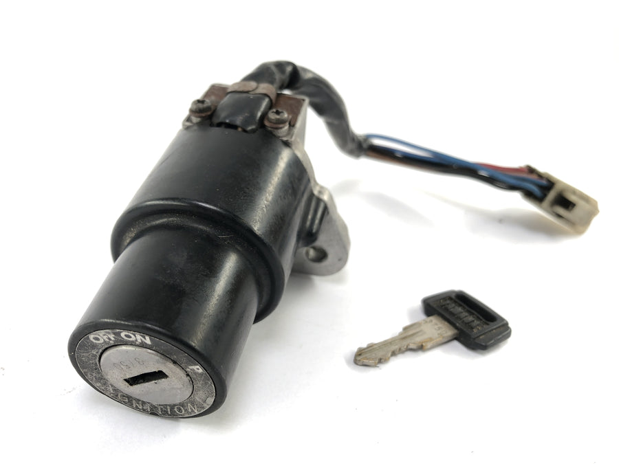 Yamaha XT 500 1U6 [1981] - Ignition lock with key
