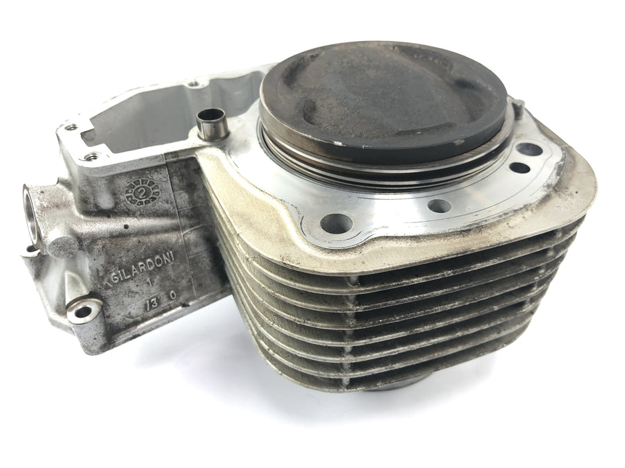 BMW R 1150 RS R22 [2003] - cylinder with piston on the right