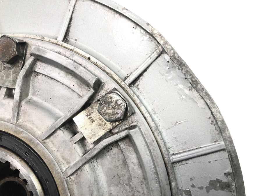 Moto Guzzi Le Mans 3 - final drive rear wheel hub drive flange cardan mount