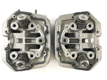 Moto Guzzi 850 Le Mans 3 VF [1986] - cylinder head on the right and left