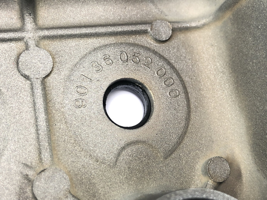 KTM RC 125 [2016] - Valve cover cylinder head cover engine cover