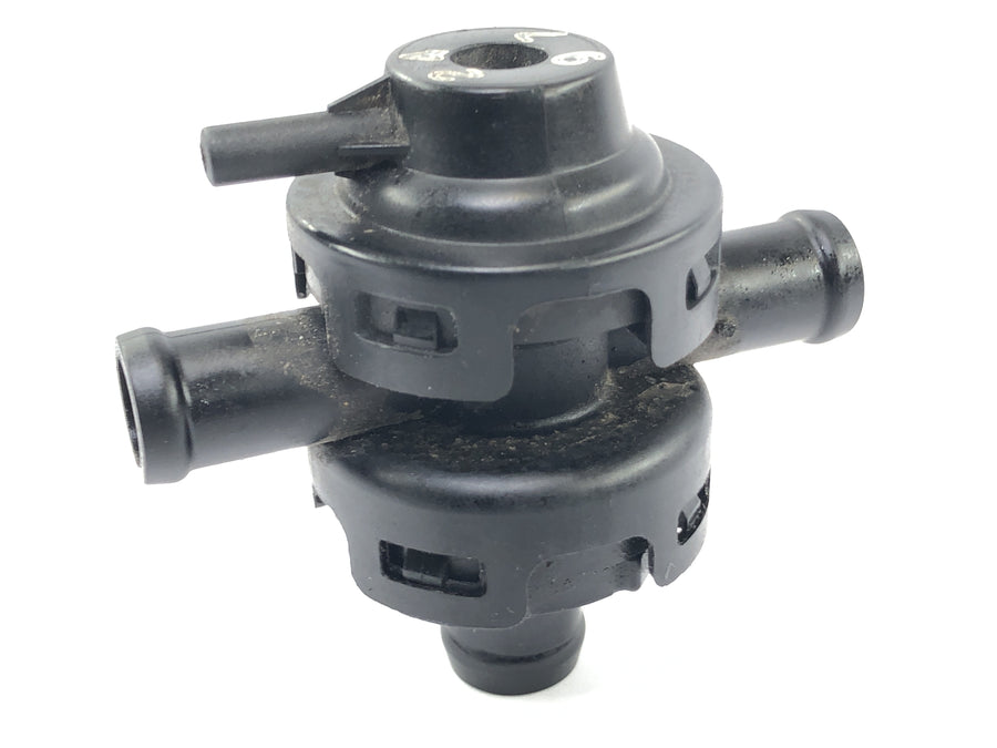Kawasaki Z 1000 ZRT00A [2006] - Secondary air valve