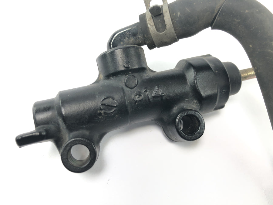 Triumph Daytona 900 T300D [1996] - Rear brake pump with cover for foot brake cylinder