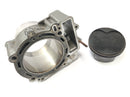 KTM 950 SM LC8 [2008] - cylinder with pistons in the back-1