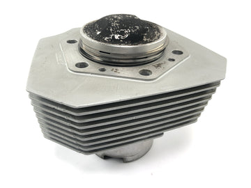 Moto Guzzi V11 Sport [1999] - cylinder with piston on the right