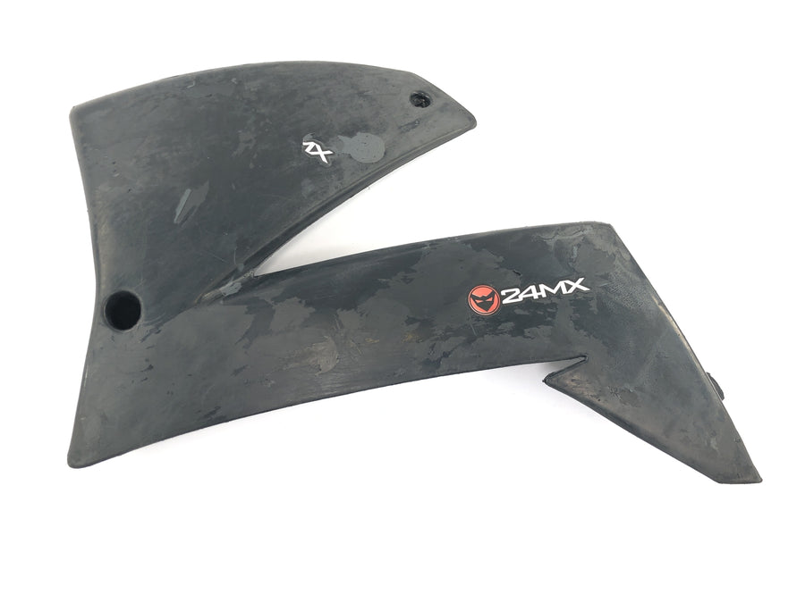 KTM 640 LC4 EGS [1999] - Tank fairing left and right fairing