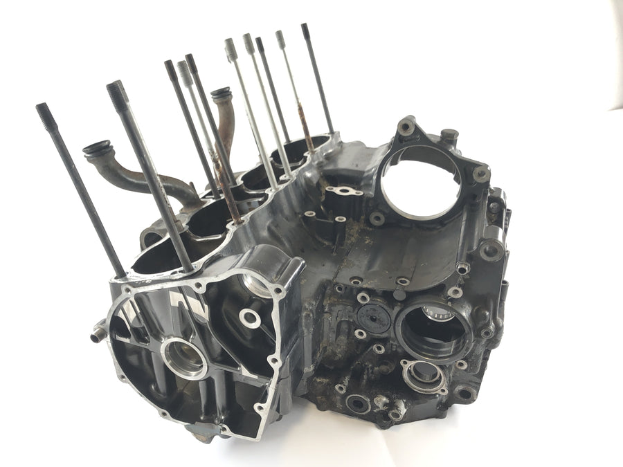 Suzuki Bandit 1200 GV75A [1998] - Engine housing empty housing