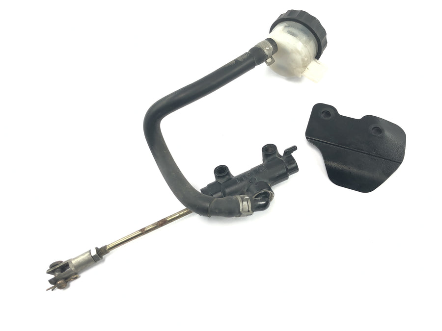 Triumph Daytona 900 T300D [1996] - Rear brake pump with cover for foot brake cylinder