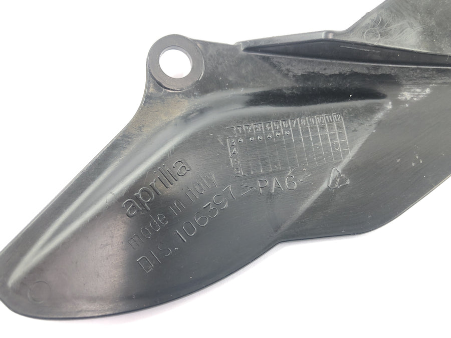 Aprilia RSV 1000 R [2004] - Chain guard chain cover rear wheel guard plastic