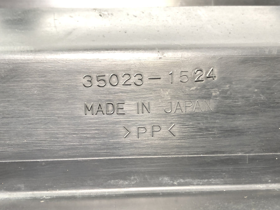 Kawasaki ZR7 ZR750F [1999] - fender in the back inside