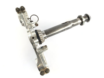Yamaha XT 600 Zentere 34L [1985] - fork bridge below - 0