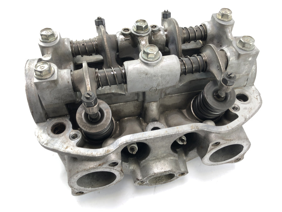 Honda GL 1000 Goldwing GL1 [1978] - Cylinder head on the left