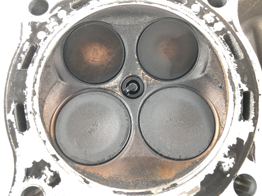 HONDA VTR 1000 SP 1 SC45 [2001] - cylinder head valve head cylinder head rear