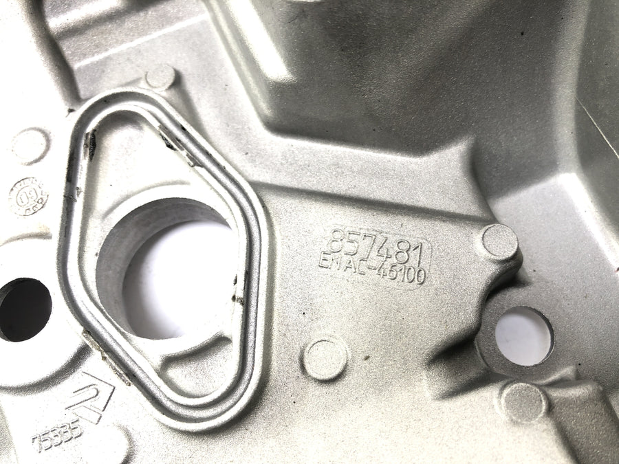 Aprilia RSV4 1000 [2010] - Valve cover cylinder rear