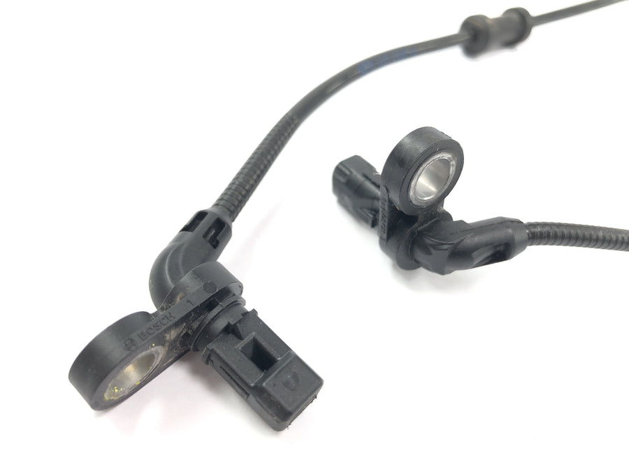 Kawasaki Ninja 125 BX125B [2024] - ABS sensor set at the front