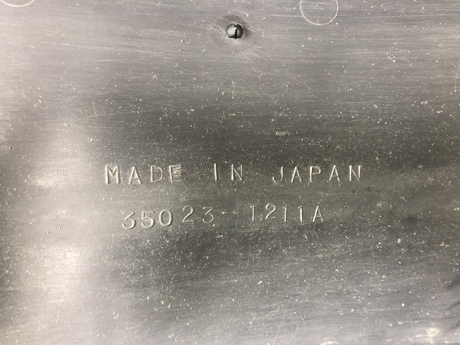 Kawasaki ZX -10 ZXT00B [1990] - fender behind splash protection rear base