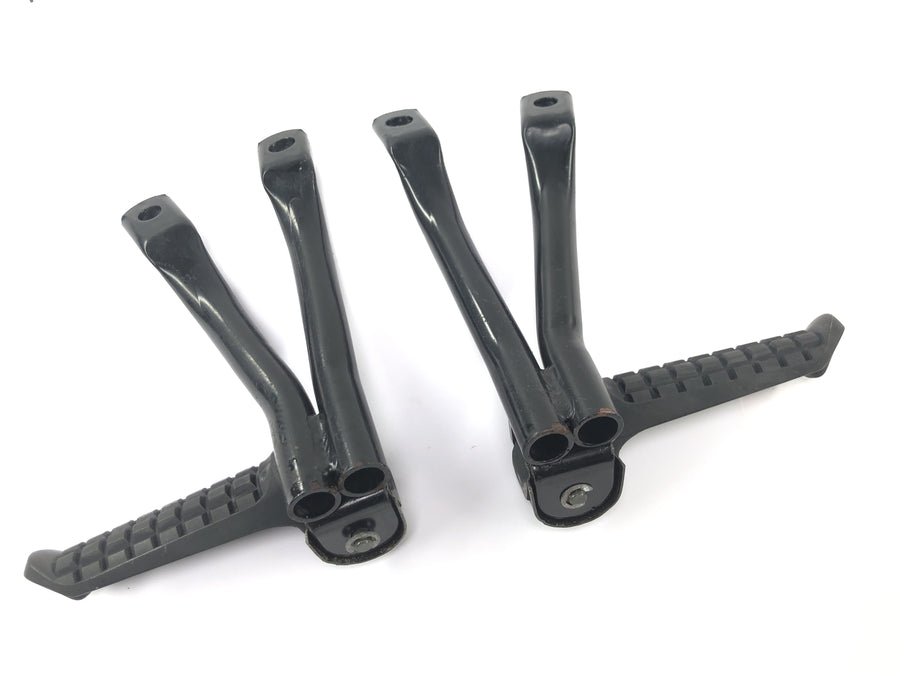 Kawasaki ZXR 400 ZX400L [1992] - Pillion footrests with rear footrest holder pair