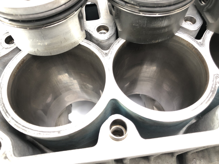BMW K 1100 RS [1991] - motor housing empty housing with pistons