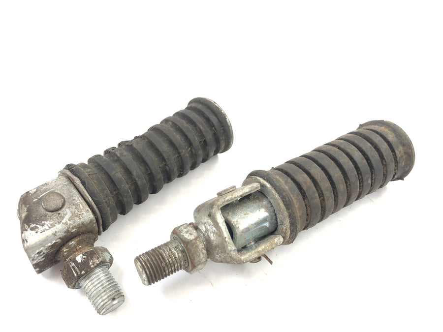 Yamaha XT 500 1U6 [1981] - Footrests Passenger Footrests