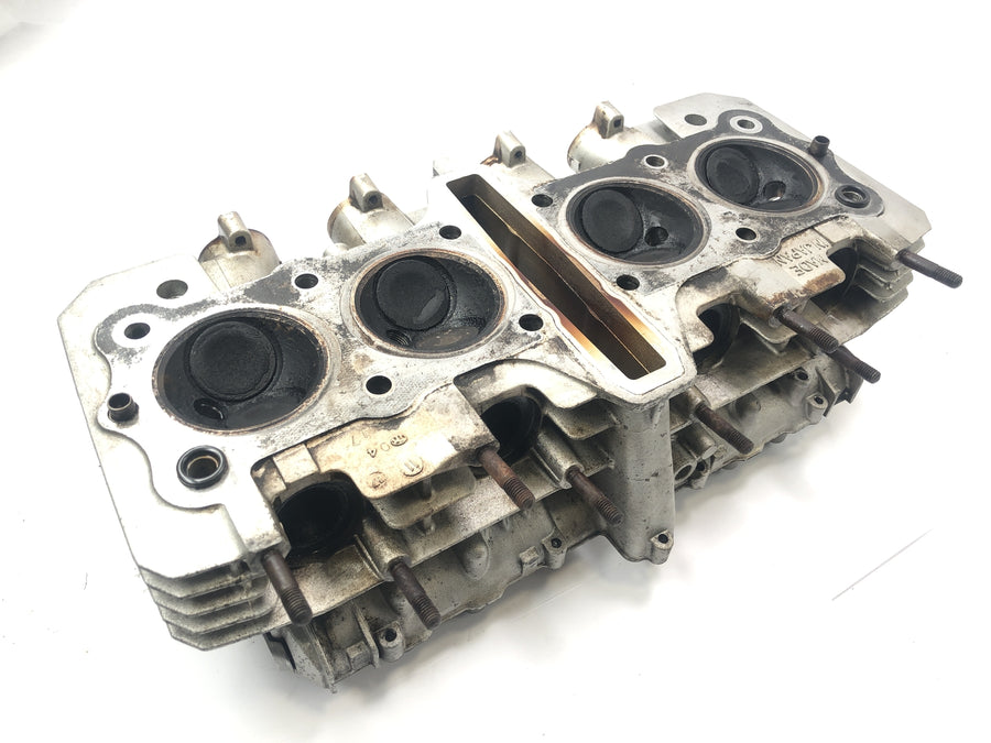 Kawasaki Z 1100 KZZ10A [1984] - cylinder head valve head Cylinder cover