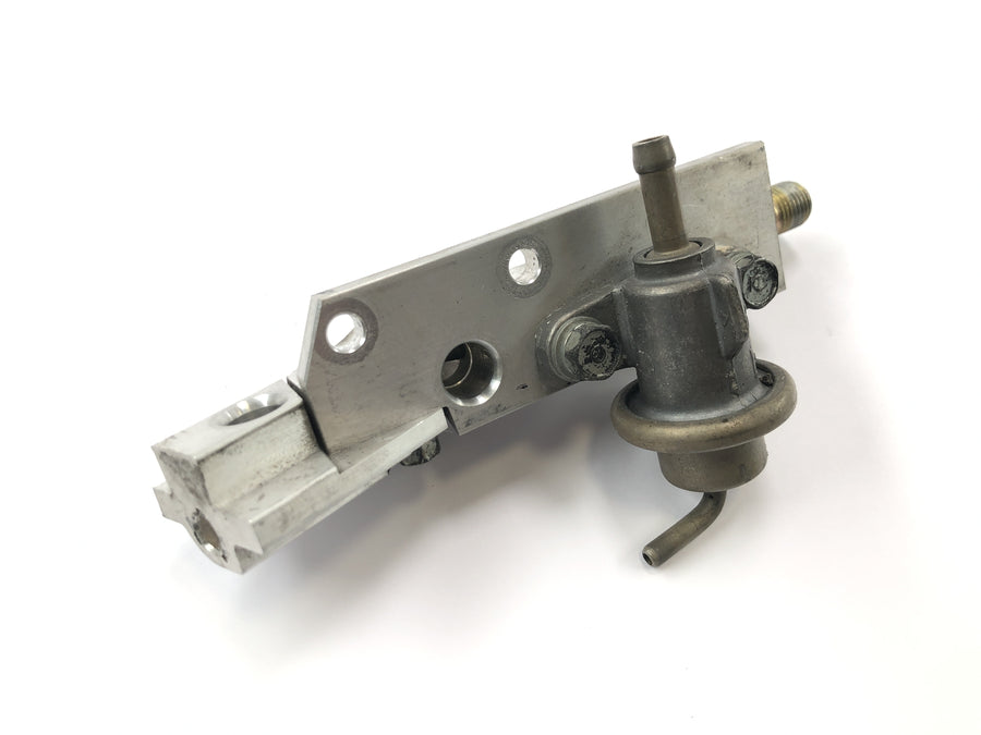 Honda VTX 1800 SC46 [2004] - Fuel pressure regulator Fuel pressure regulator