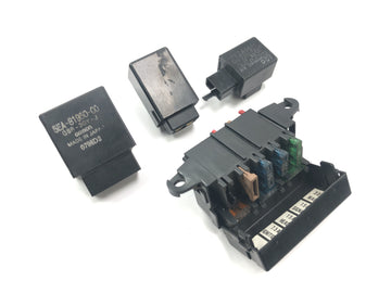 Yamaha XJR 1300 RP02 [1999] - Fuse box relay box fuse box