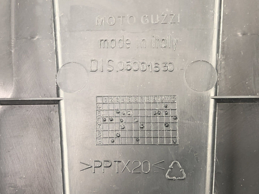 Moto Guzzi Stelvio 1200 8V [2016] - Belt cover timing belt cover engine cover