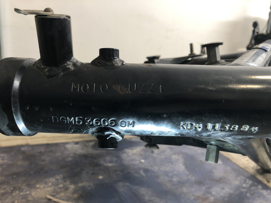 Moto Guzzi California 1100i [1995] - Frame with letter