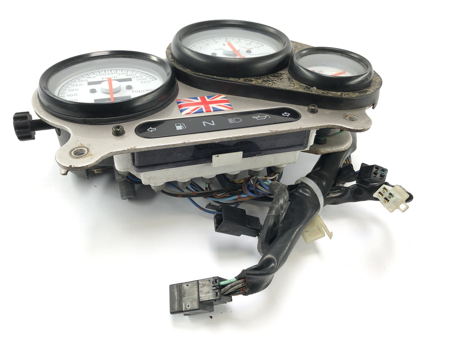 Triumph Daytona 900 T300 [1993] - speedometer speedometer instrument panel cockpit display